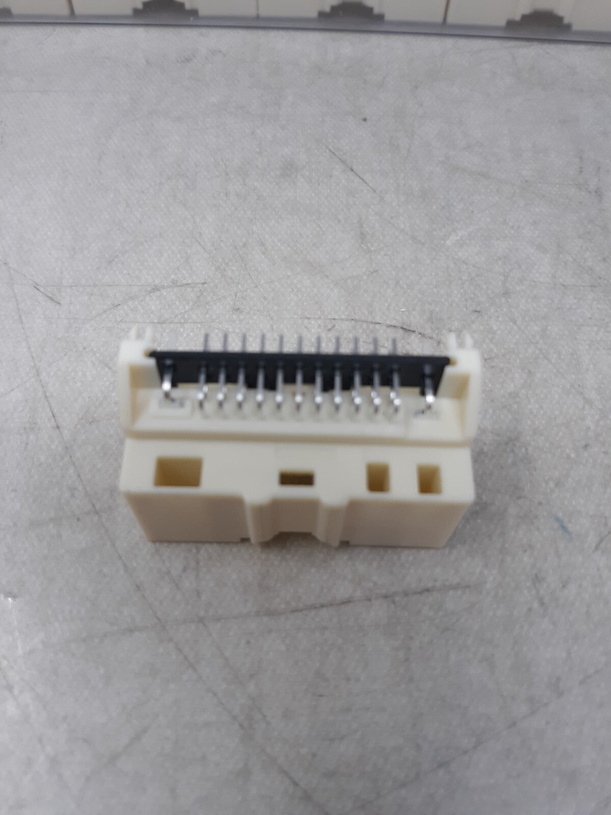 10pcs Connector Header Automotive 24-Pin 2.2mm