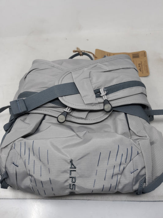ALPS Mountaineering Canyon 20 L Backpack