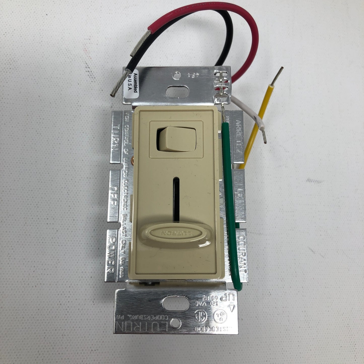 Lutron SkyLark Single Pole Preset Dimmer: SF-10P-IV