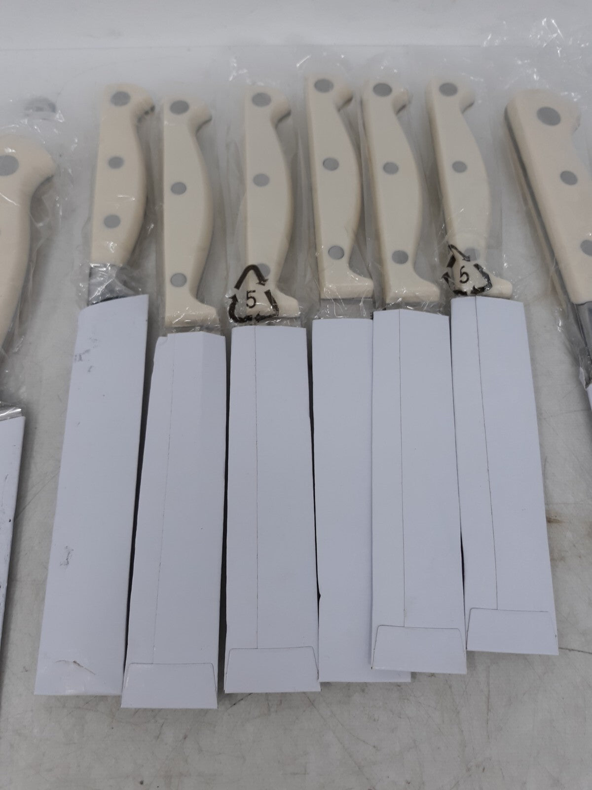 Carote Kitchen Knife Block Set Stainless Steel Dishwasher Safe (14-Piece)