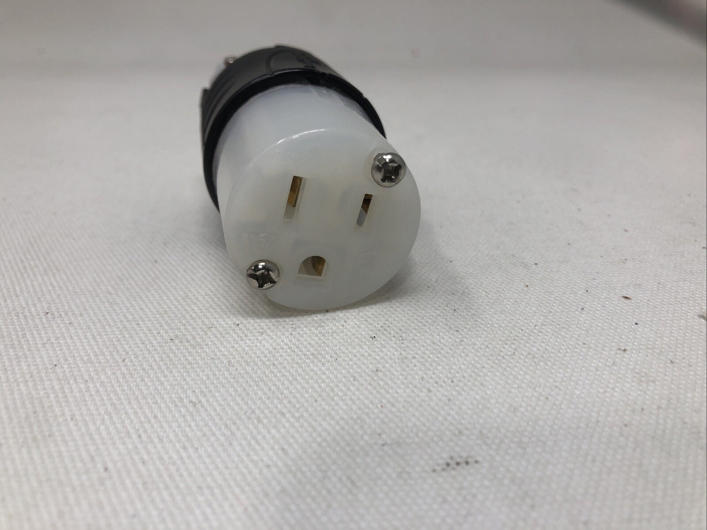 Legrand Straight Blade Connector 2 Pole 3 Wire 15 Amp 125V, PS5269-X 10pk