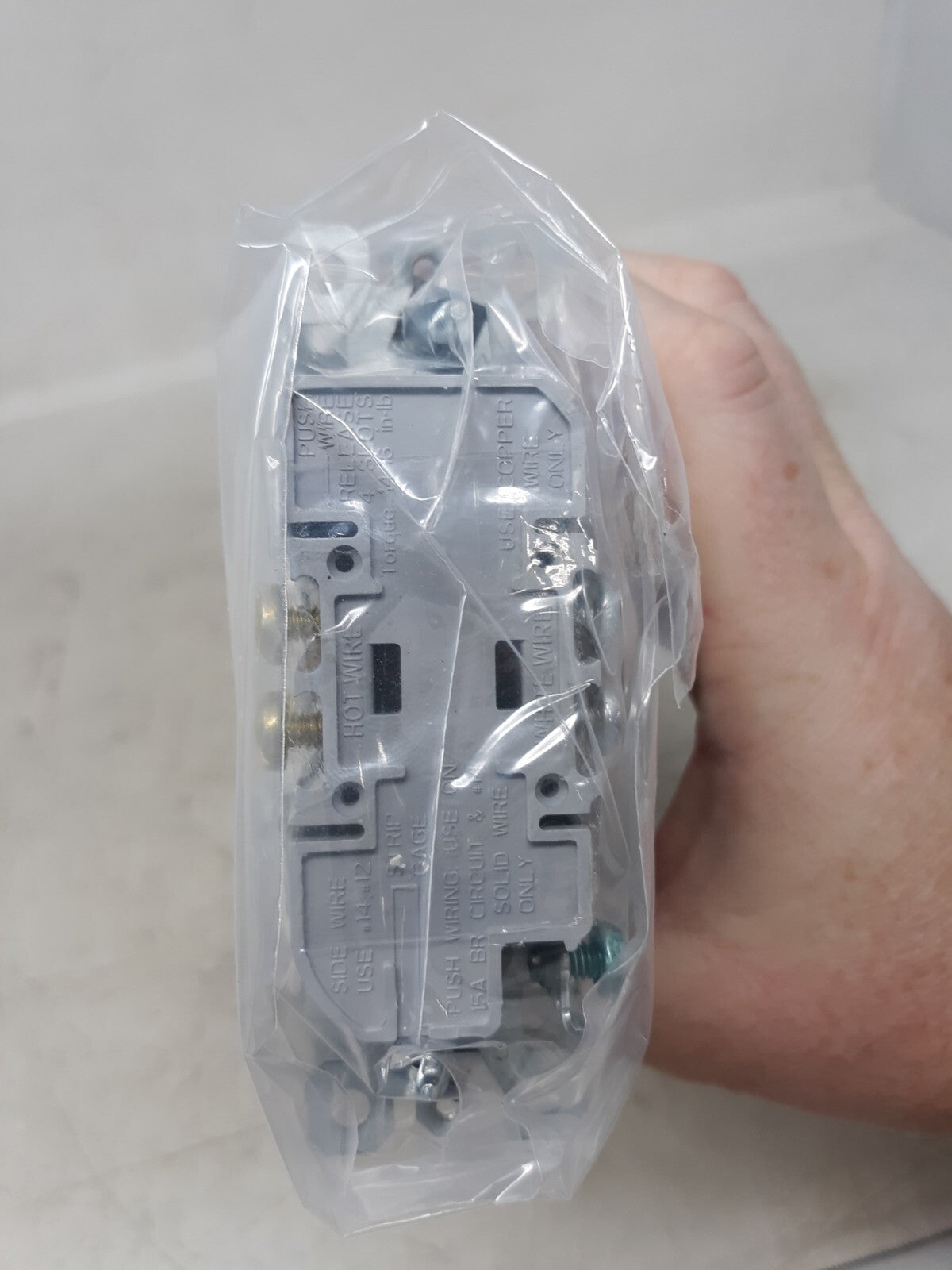 Lot of 10 Legrand 885TRWCP7 Pass & Seymour Decorator Outlet, White