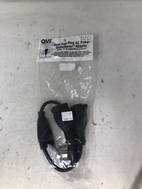 QVS PPRT-ADPT2 12 In 90degree Flat-Plug OutletSaver AC Power Splitter Adaptor