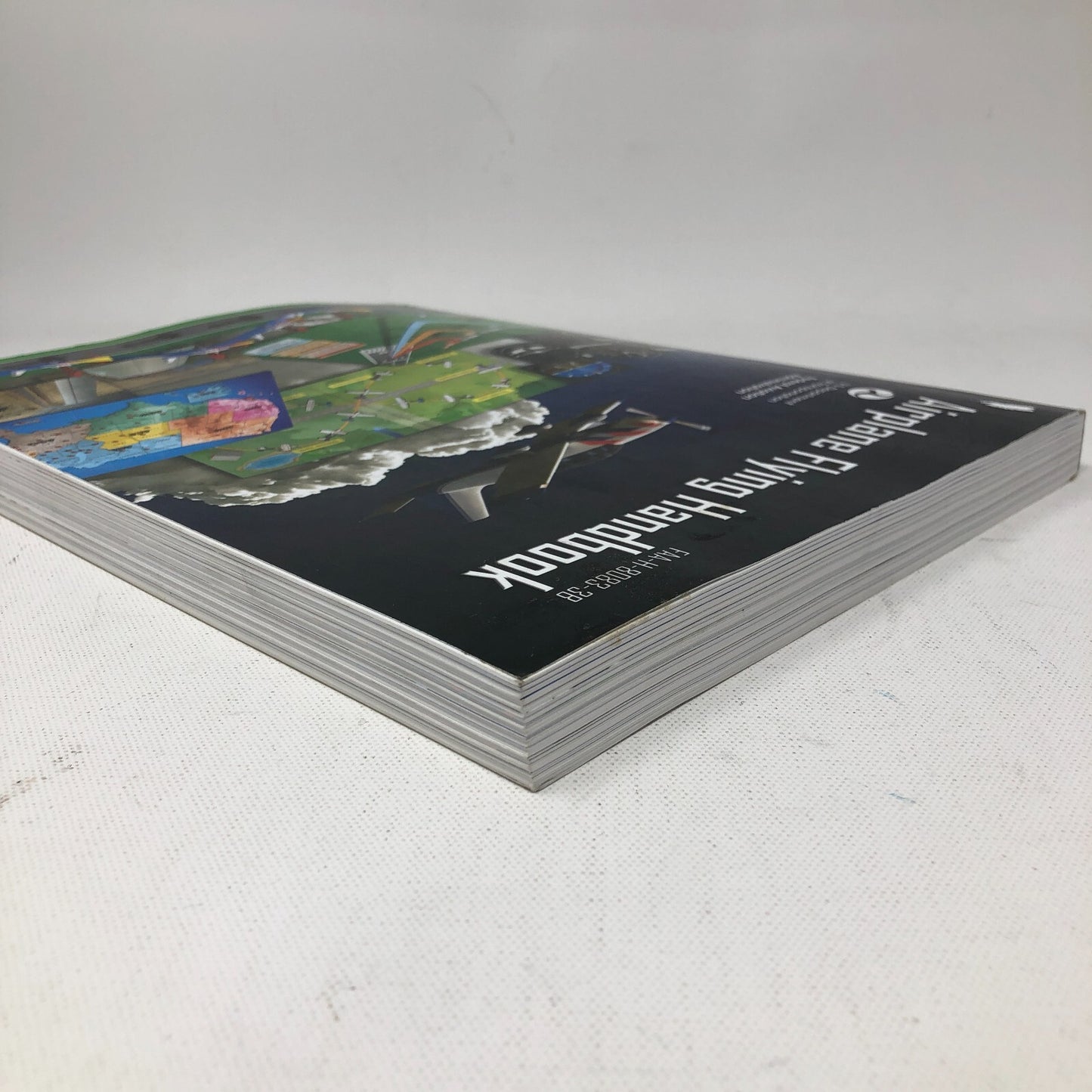 Airplane Flying Handbook (2016)