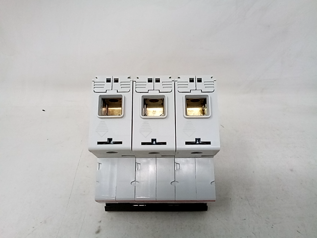 Disjoncteur S803S KA (4.5Modules) 2CCS863001R0321 ABB 742366