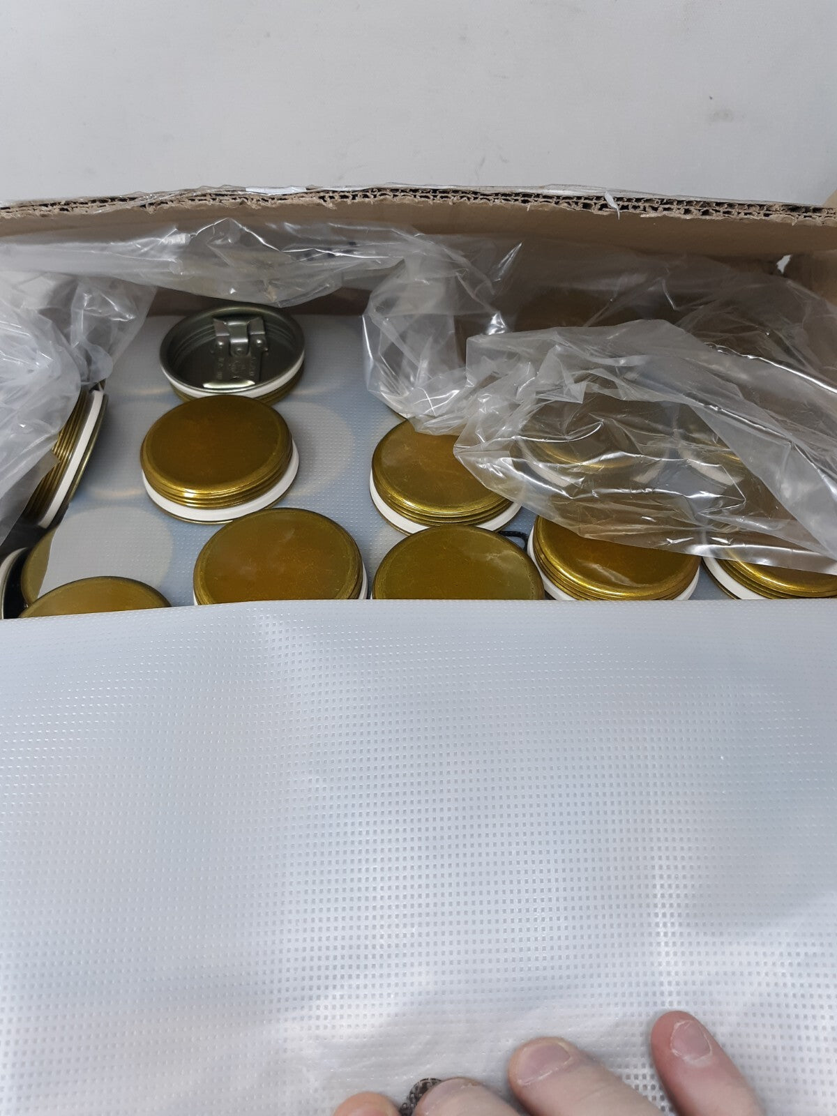 Case of 250 TITE SEAL Drum CLOSURES Steel Bung Cap Plug 55 Gallon Barrel