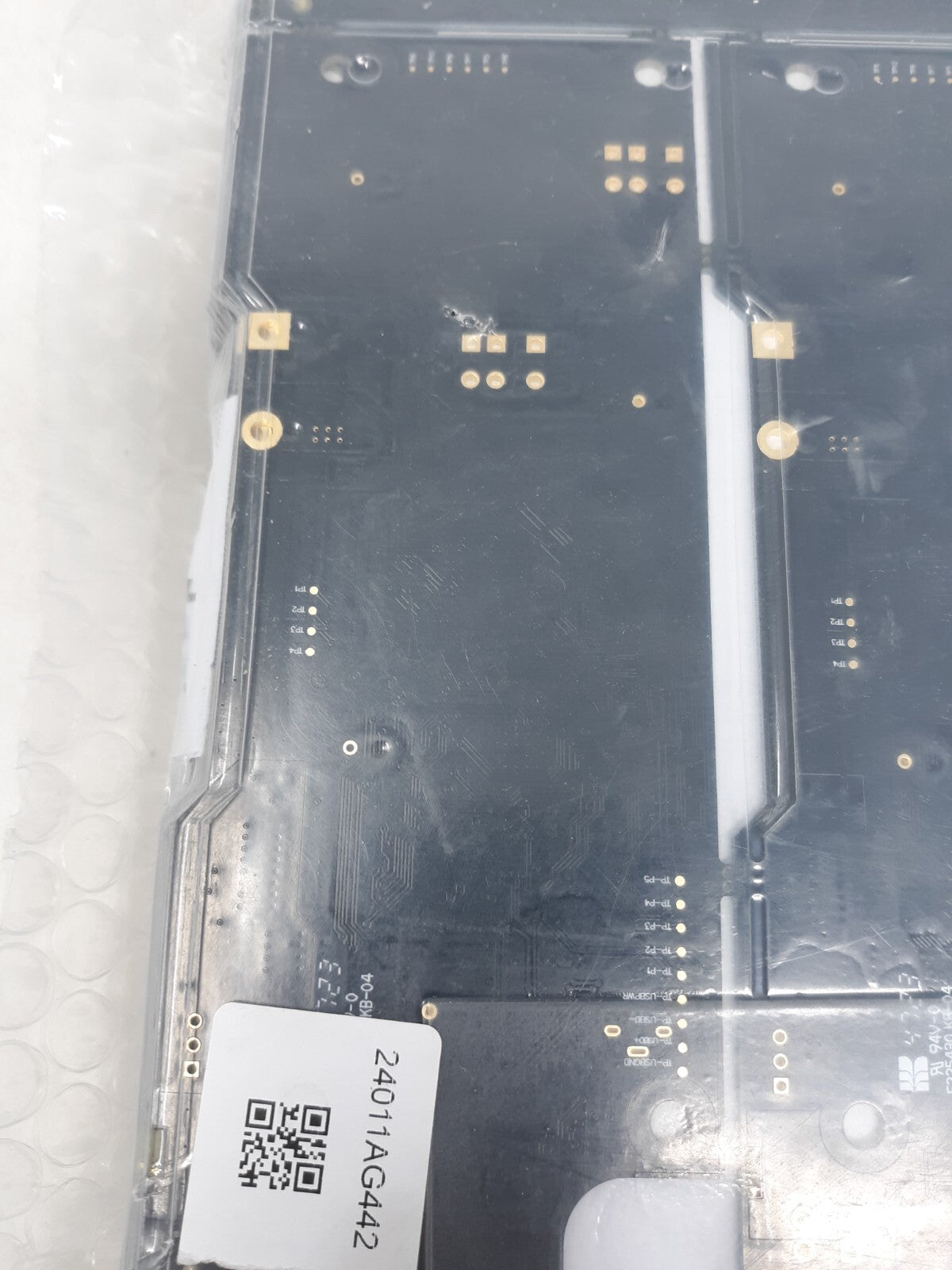 Lot of 80 E225430KB-04 PCB Board