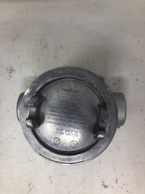 Eaton EABT26 Conduit Outlet Box with cover 3/4"