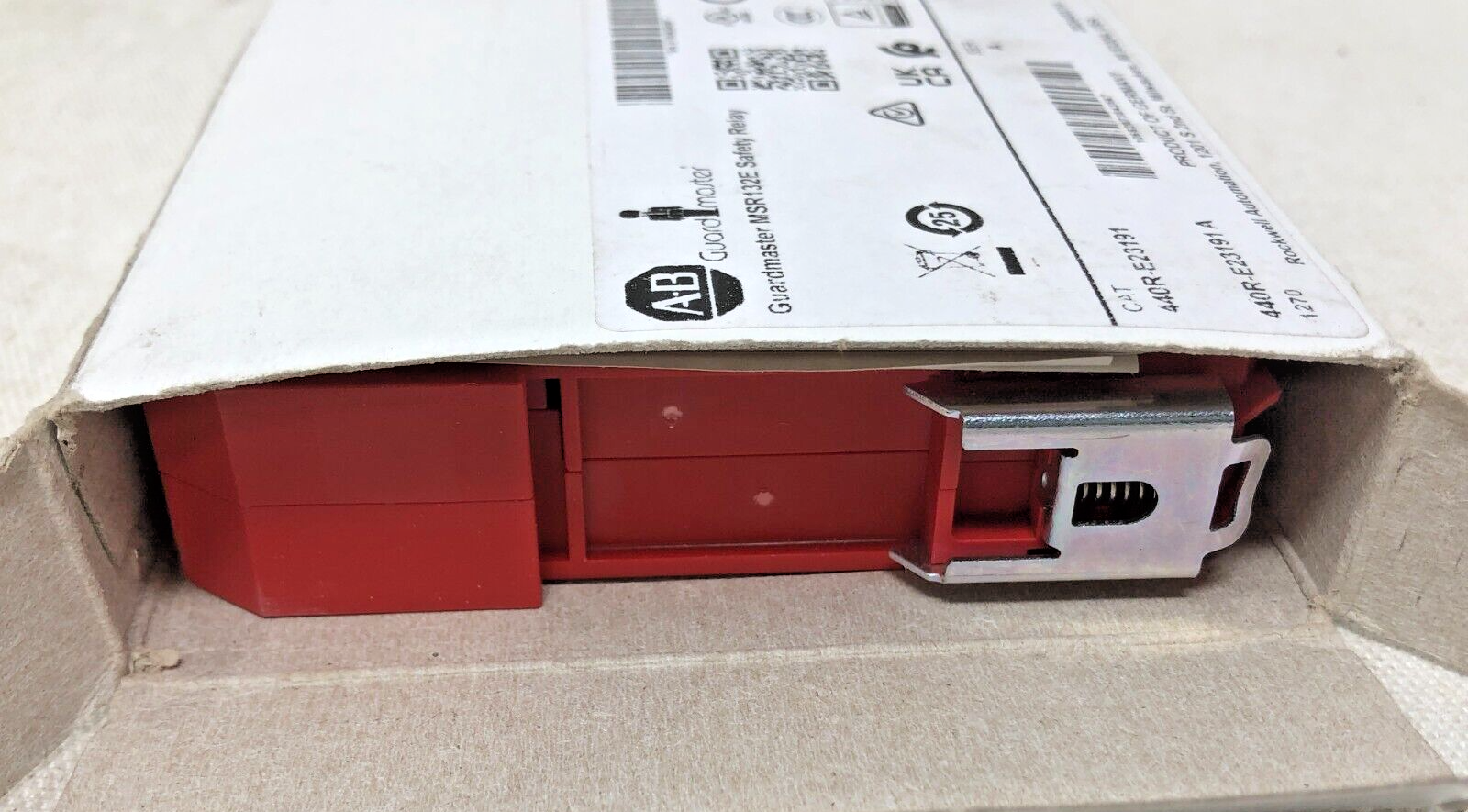 Allen Bradley Guard Master Safety Relay MSR132E CAT 440R-E23191 Series A