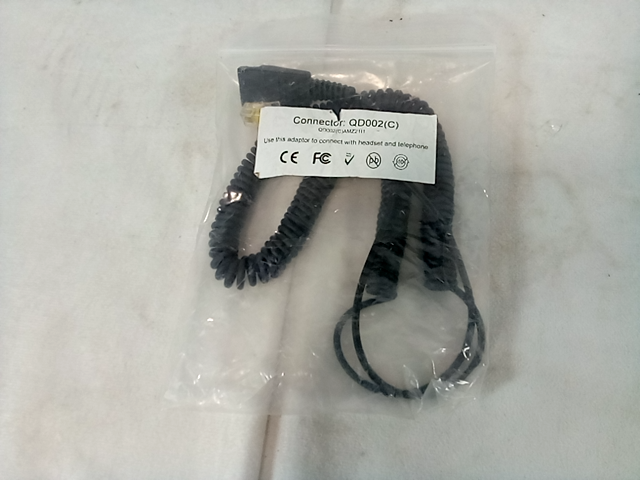 Black connector adapter for headset and telephone, qd002(c)