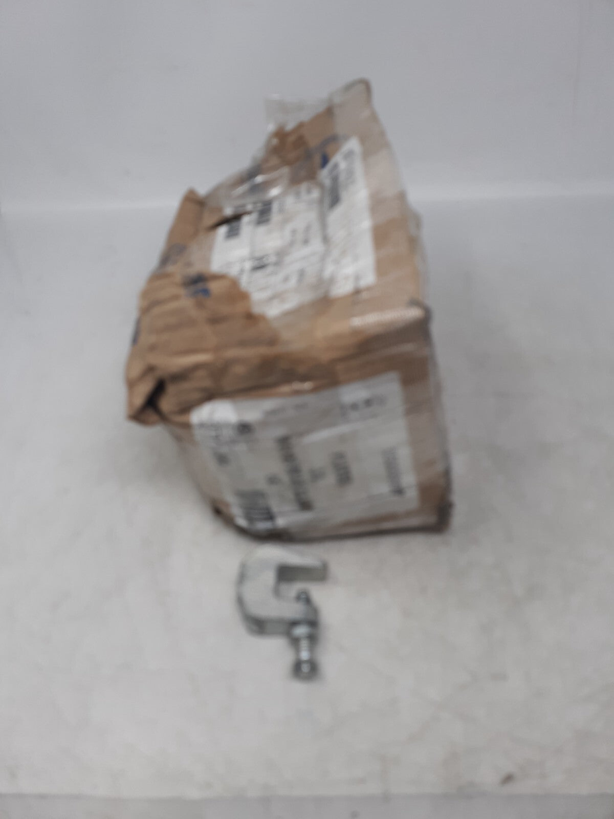 Lot of 50 B-Line FIG 92Z Universal C-Clamp 3/8"-24 Zinc Plated Steel