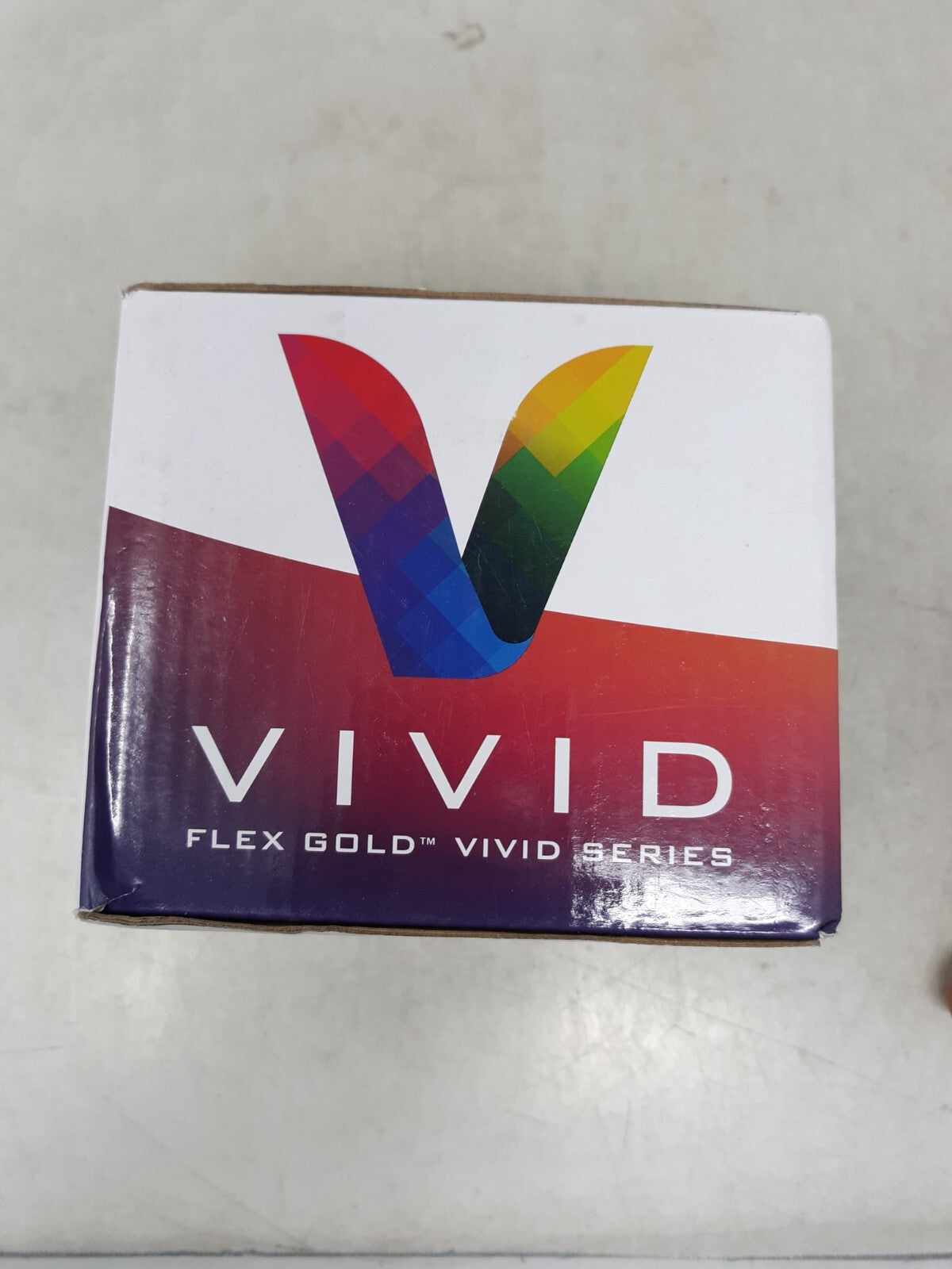 Unique Lighting Flex Gold Vivid LED10W-AP6F-RGB27, Par36, Warm White