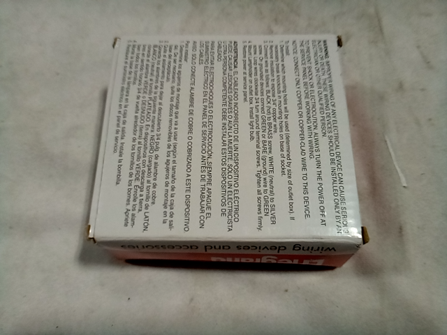 Pass & Seymour Ceiling Light AlmondMPHLDR KYLS 2 SCR TRM 6 L (272WH6) Keyless Po
