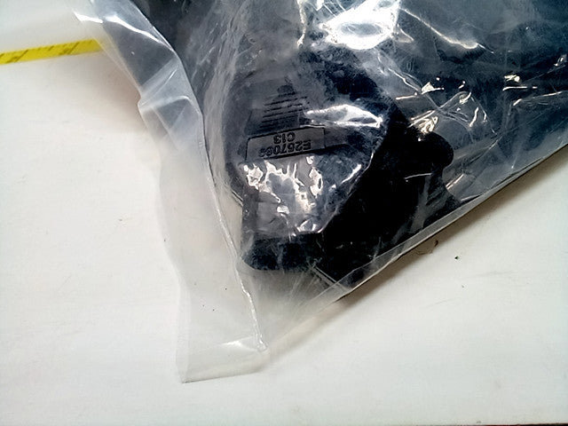 Nord Grand User Manual with Power Cables - English/French