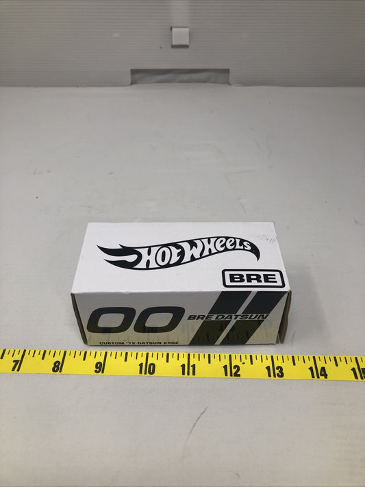 Hot Wheel New Custom 72 Datsun 24oz