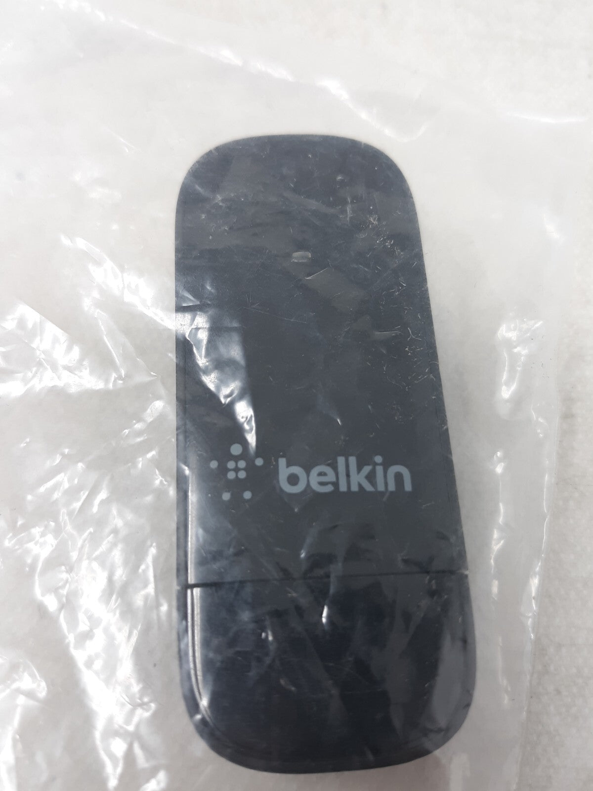 BELKIN N150 HIGH PERFORMANCE WIRELESS USB ADAPTER MODEL F9L1001V1  A1-1(4)