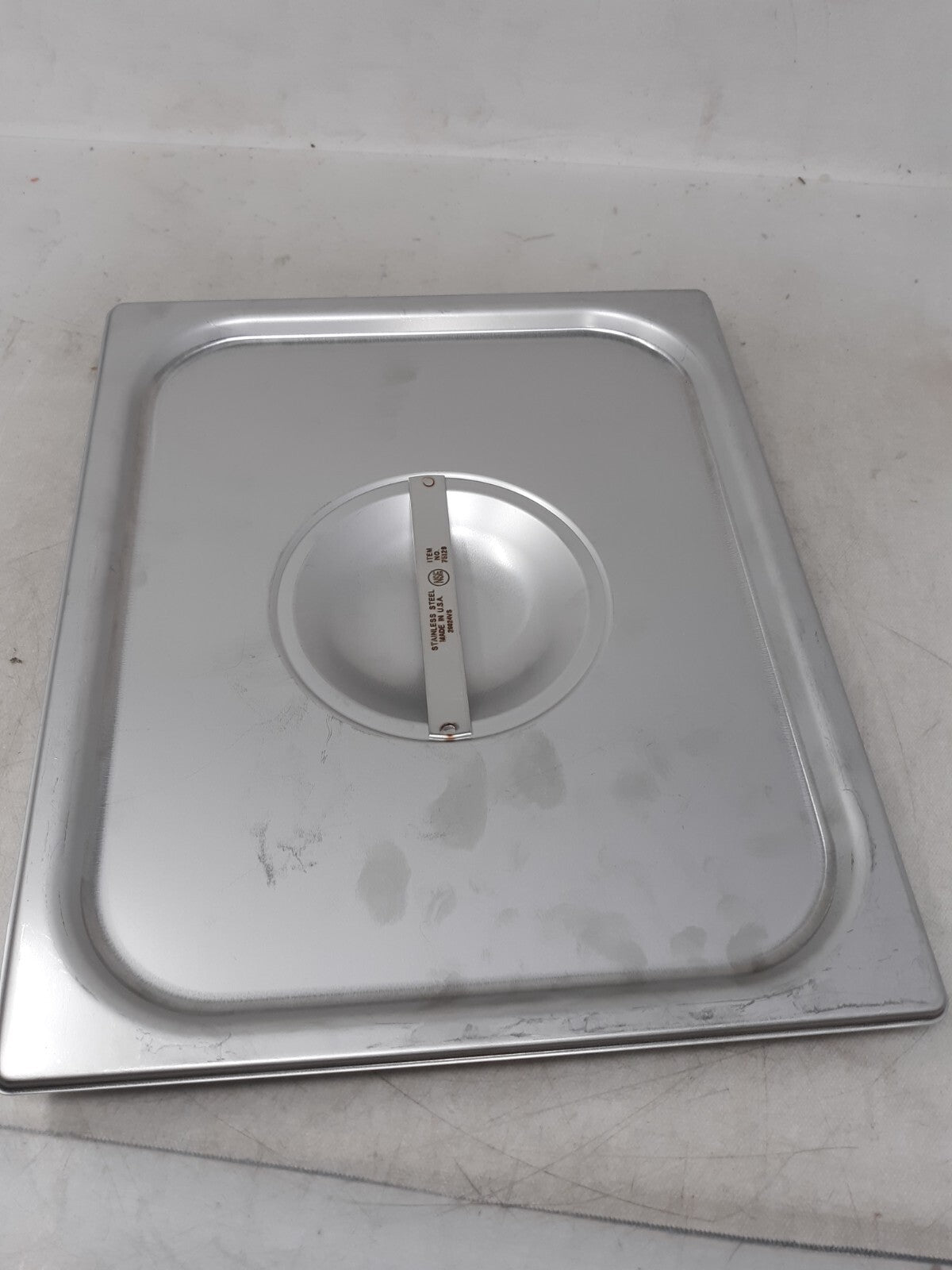 Vollrath 75129 Stainless Steel Solid Half Size Lid