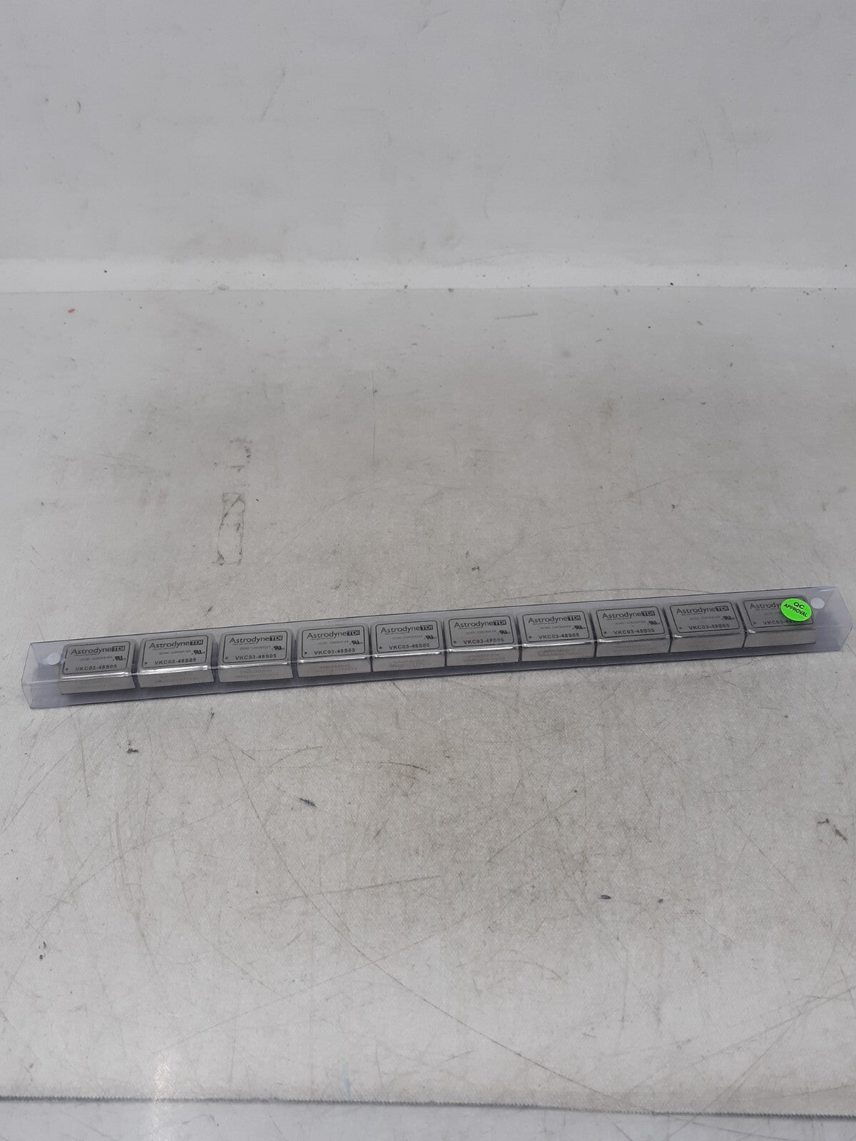 Lot of 10 VKC03-48S05 Astrodyne