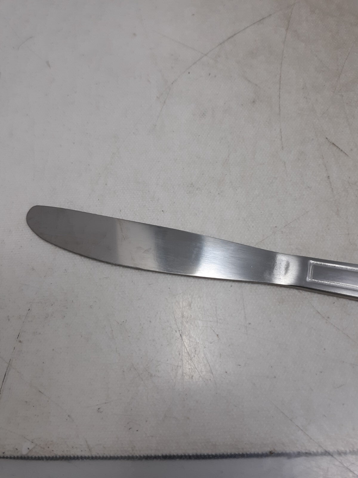 Lot 12 World Brand Tableware 285 Stainless Steel Dinner/Butter Knives