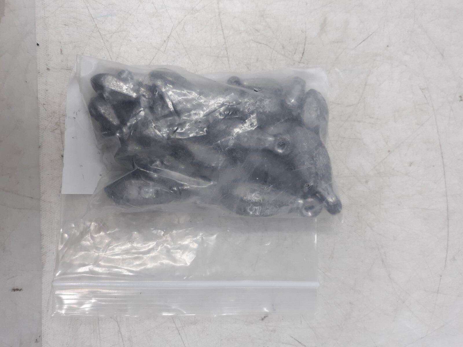 Assorted Teardrop Sinkers Lead Fishing Weights 1–5 oz Lot of 18