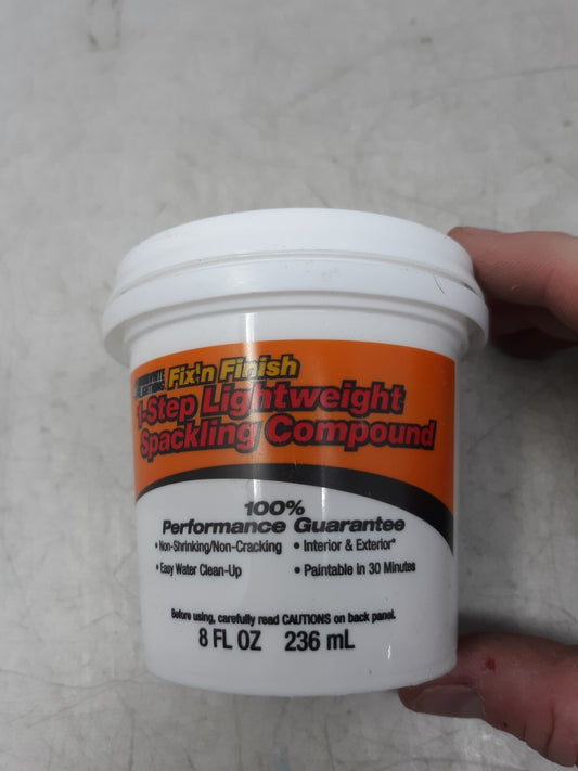 White Lightning Fix'n Finish 1-Step Lightweight Spackling Compound 8oz 60515