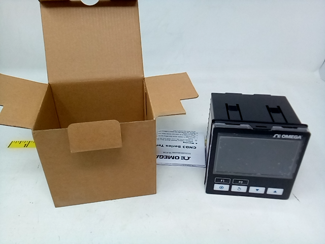 OMEGA - CN04D3LR2UCMAC Temperature Controller