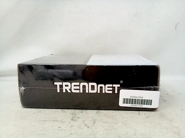 TRENDnet TPE-115GI PoE+ Gigabit Injector