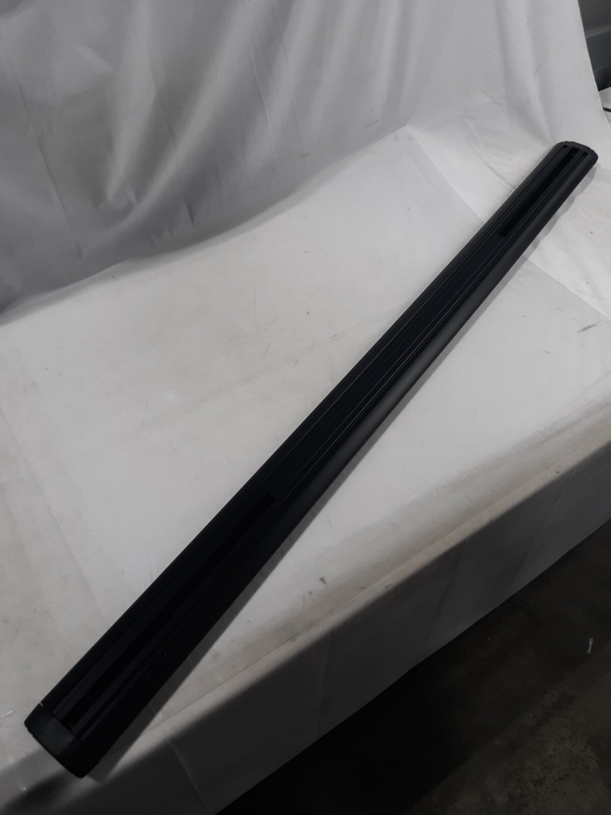 Rhino-Rack Vortex Aero Bar - 46in - Single - Black