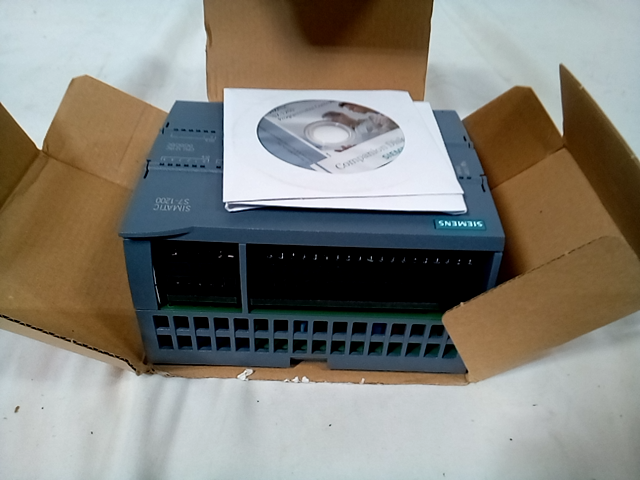 Siemens 6Es7215-1Ag31-0Xb0 Zentralbaugruppe CPU 1215C Dc/dc/dc