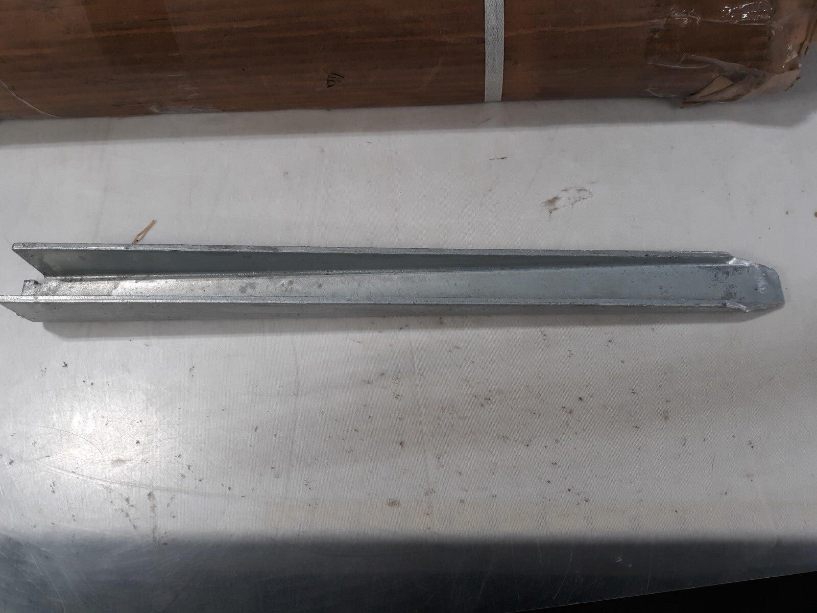 Underground Cable Rack Hooks 18” Galvanized (Box of 20) – Heavy Duty