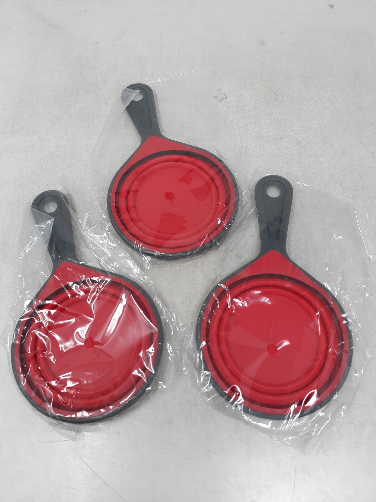 Lot of 3 Collapsible Measuring Cups (1 cup/237ml)