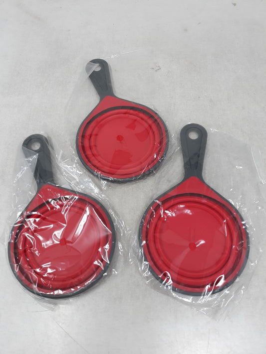 Lot of 3 Collapsible Measuring Cups (1 cup/237ml)