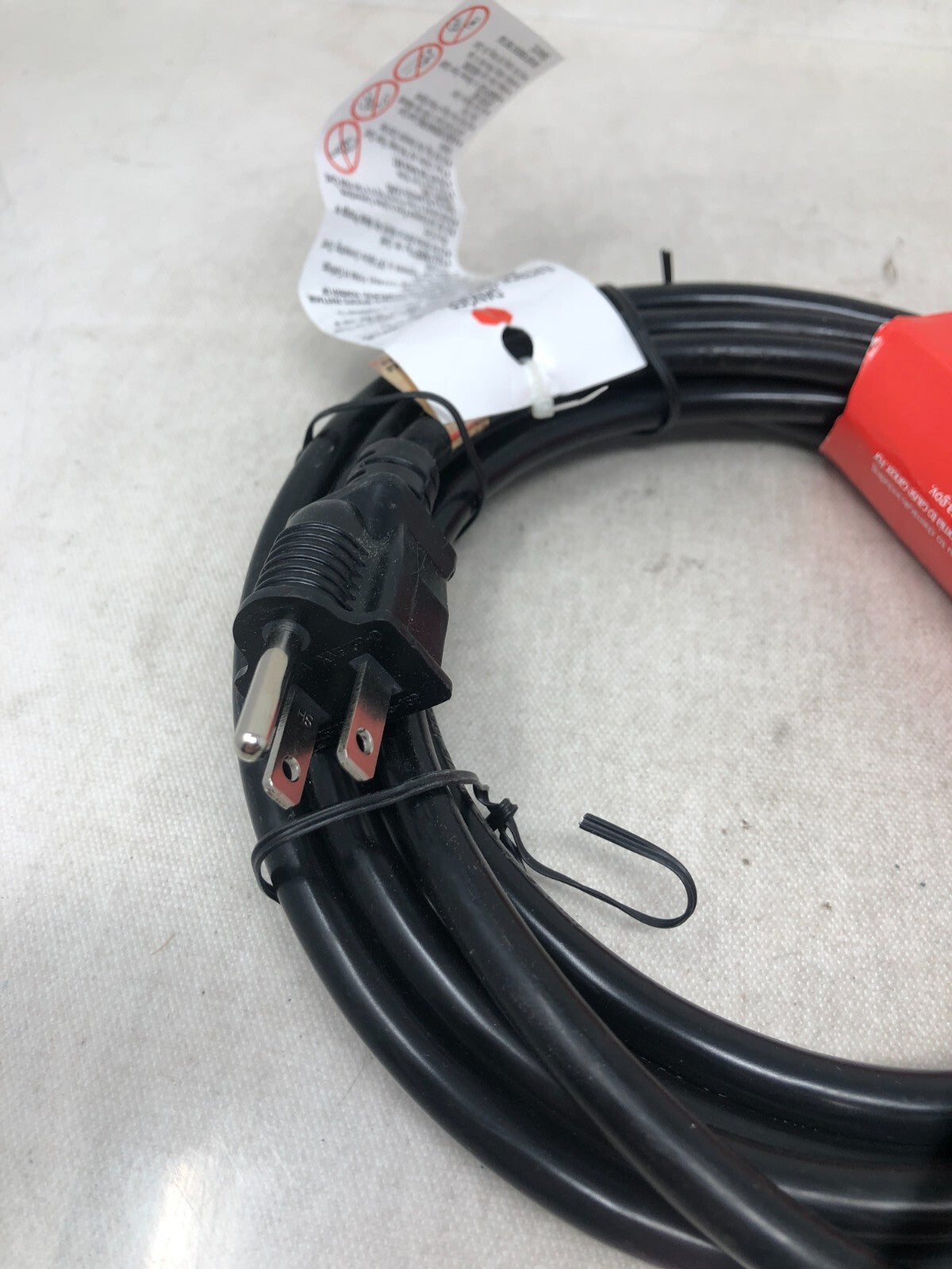 Hosa PWX-415 Power Extension Cord, NEMA 5-15R to NEMA 5-15P, 15 ft