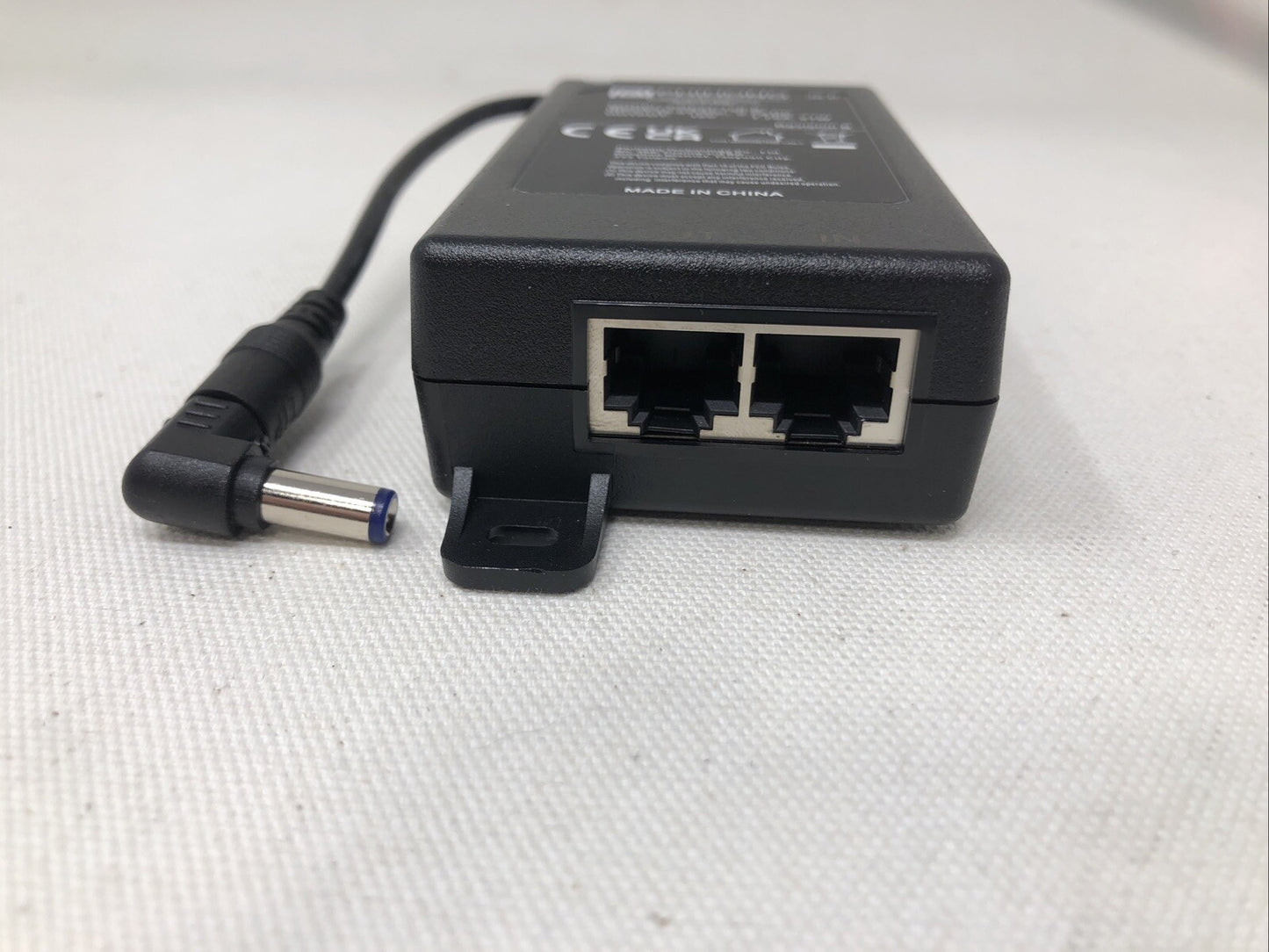 PHIHONG SWITCHING POWER SUPPLY-POWER OVER ETHERNET SPLITTER POE21-120-R 21W/12V