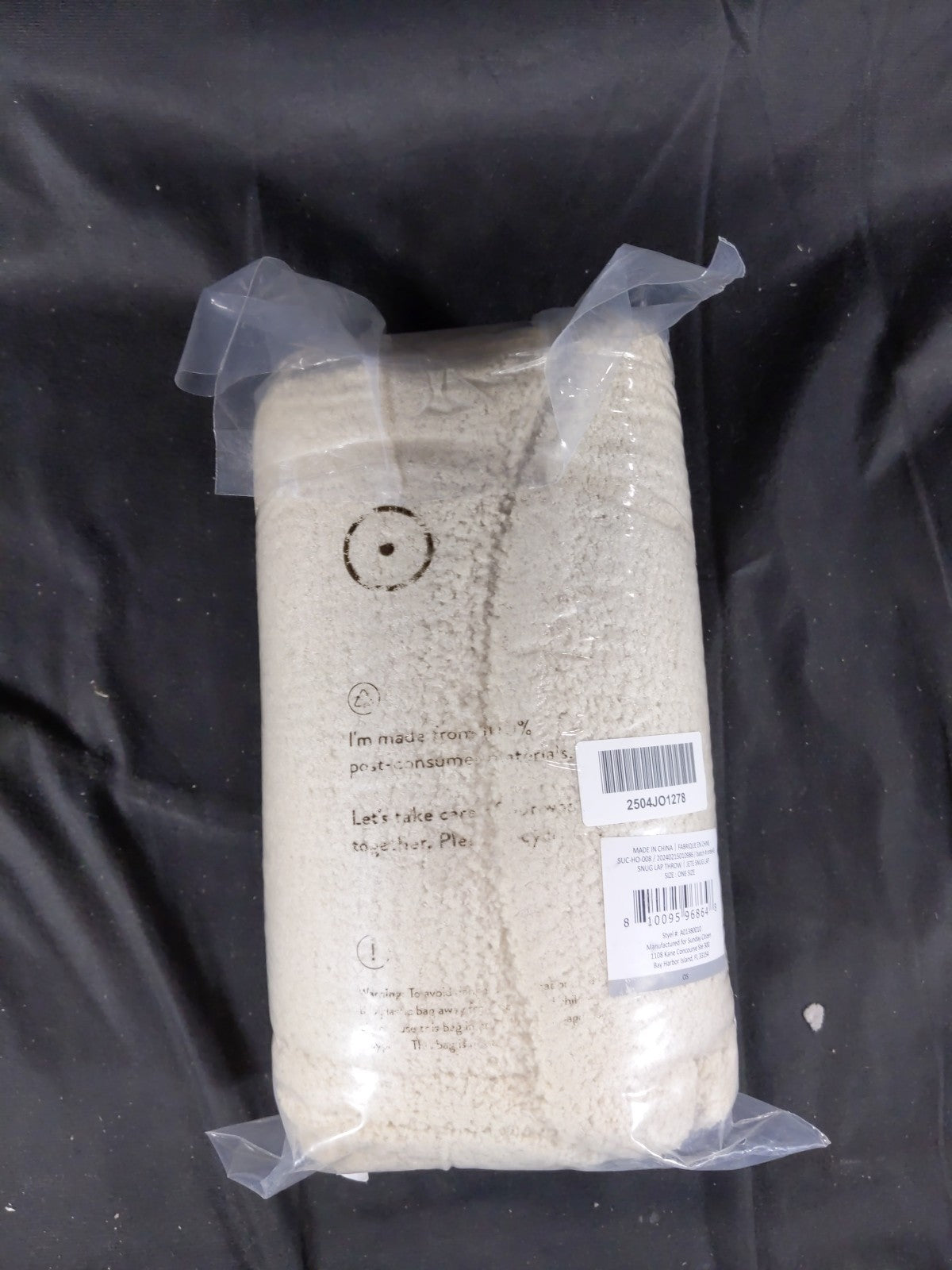 Sunday Citizen Snug Lap Throw In Cream Jete Snug Lap 60" x 48"