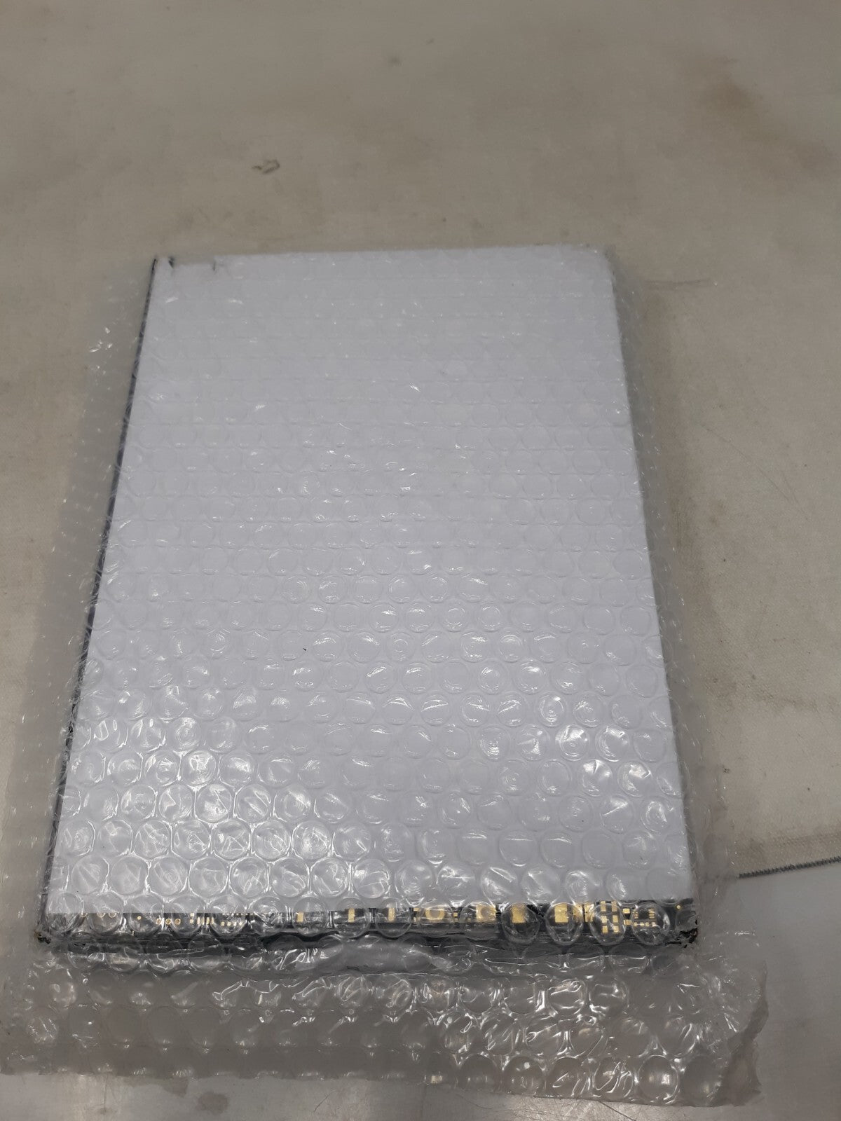 Lot of 80 E225430KB-04 PCB Board