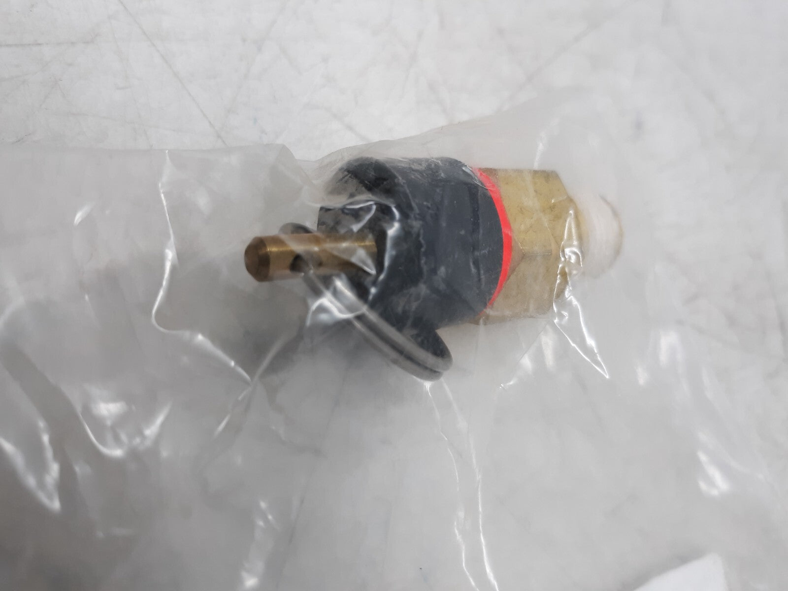 Qualitrol 202-032 10-PSI G 1/4 mpt Compressor Pressure Relief Valve Tank Pop