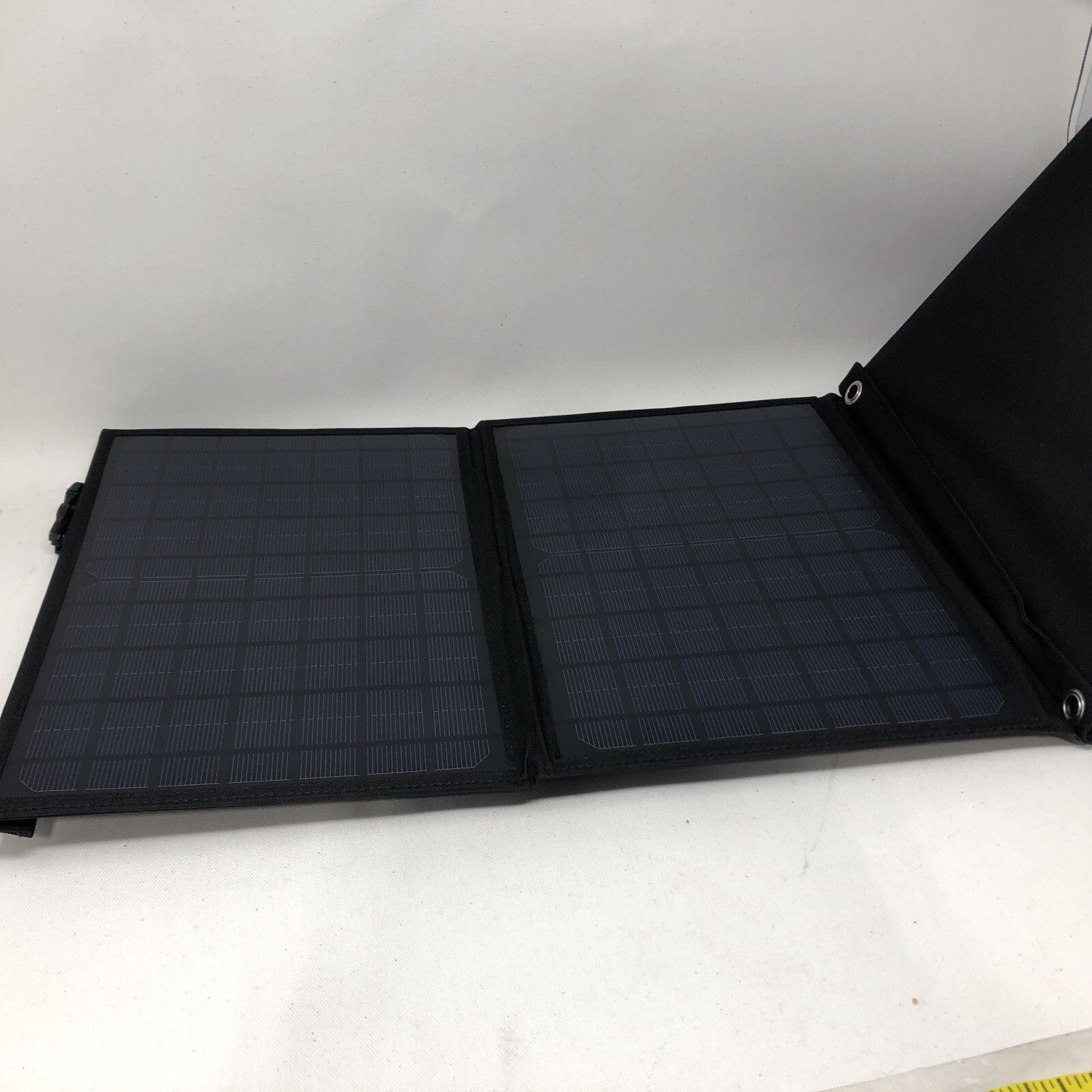 40W Foldable Portable Solar Panel with USB QC 3.0, 15V DC Output