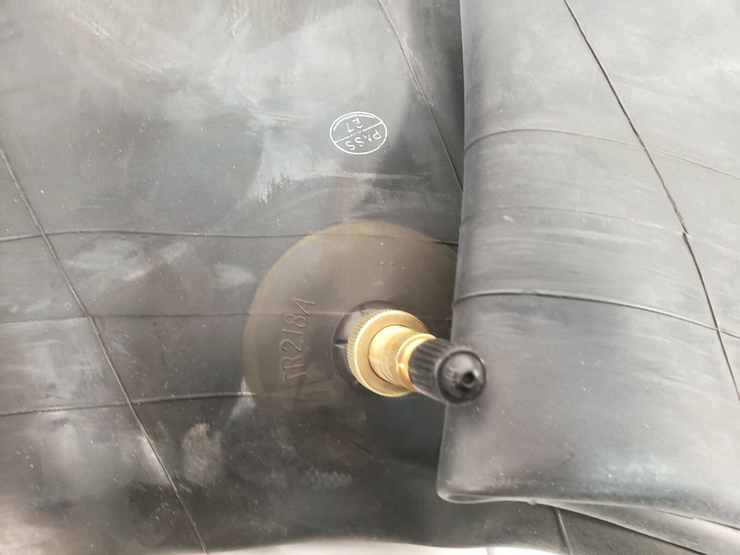  Radial Tractor Tube - TR218A - Valve