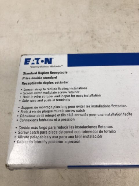 Eaton Standard Duplex Receptacle 270W, 15 A, 2-Pole, 5-15R, White 10 Counts