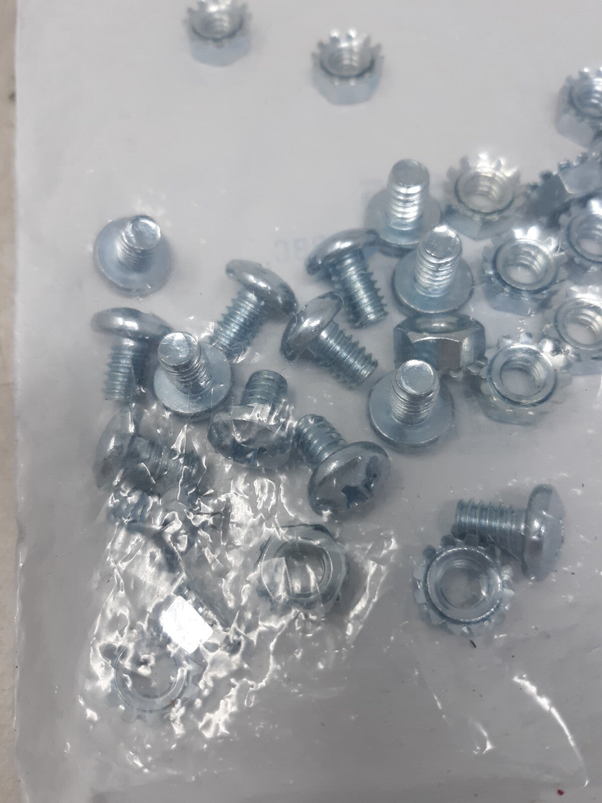 H635 Bagged HDWR BLR/BBC, 140 Per Ctn