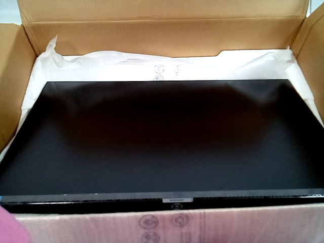 Samsung ViewInfinity S6 27 - S27A600UUN Monitor