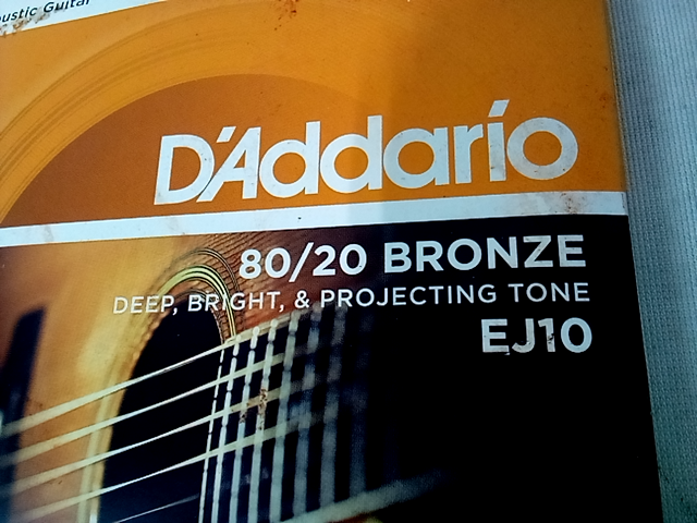 D Addario EJ10 Bronze Acoustic Guitar Strings  Extra Light  10-47 , 80/20 Bronze