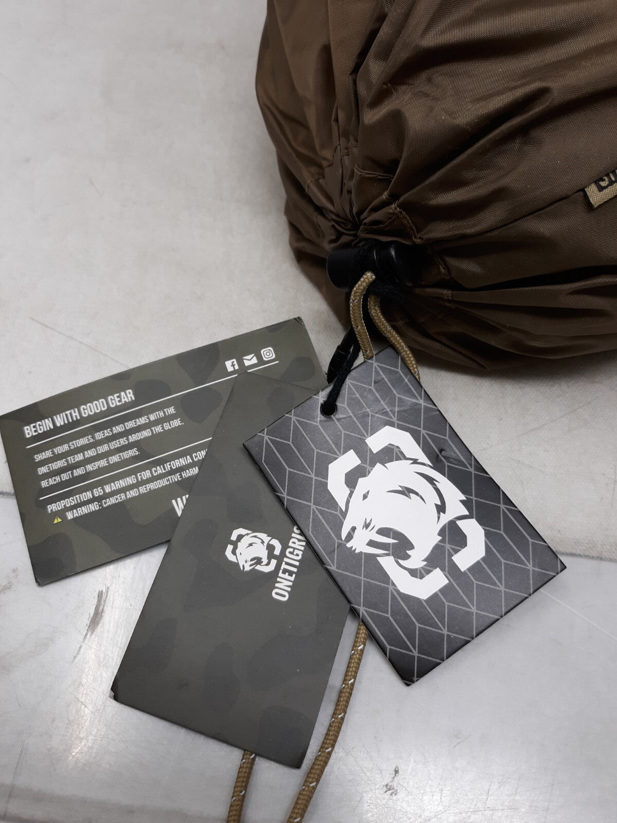 COSMITTO 2 Person Backpacking Tent Free Standing Lightweight Waterproof