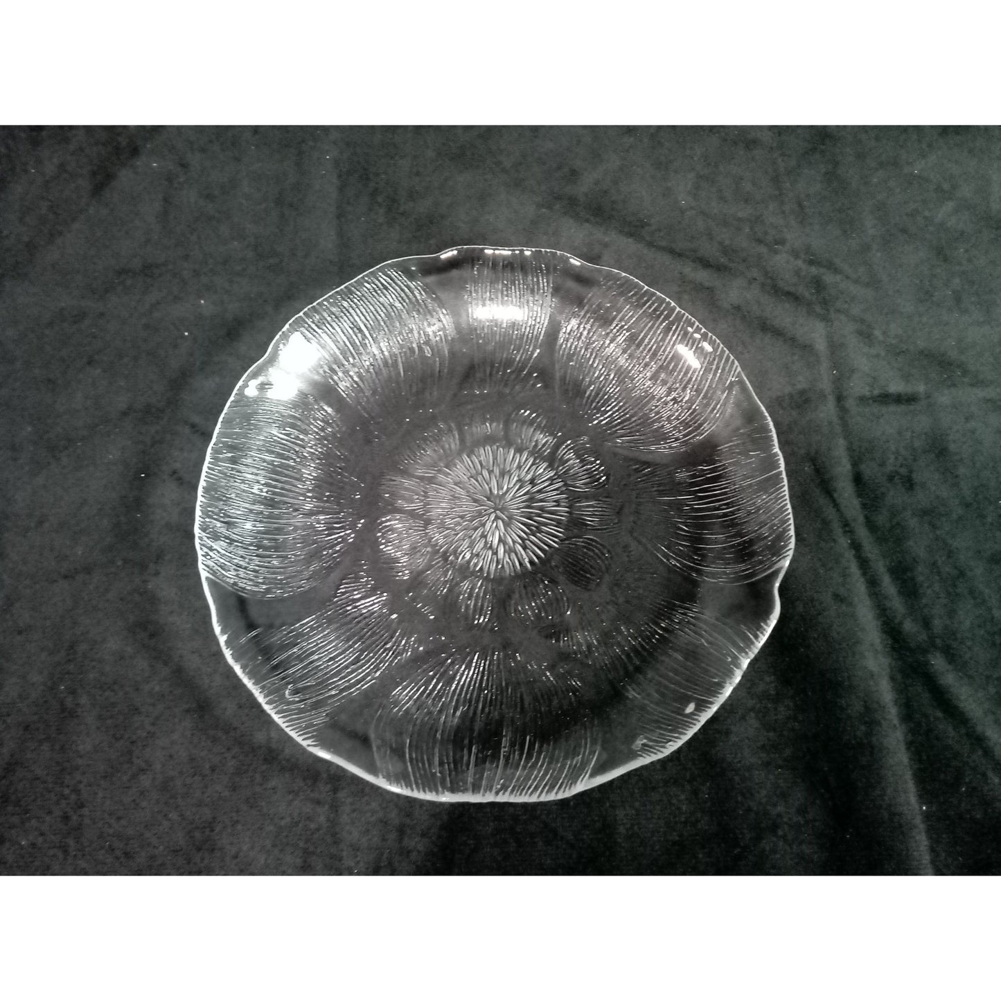 Arcoroc J0232 Fleur Glass 7-1/2" Dessert Plate - 36 / CS - Cardinal Intl 425313